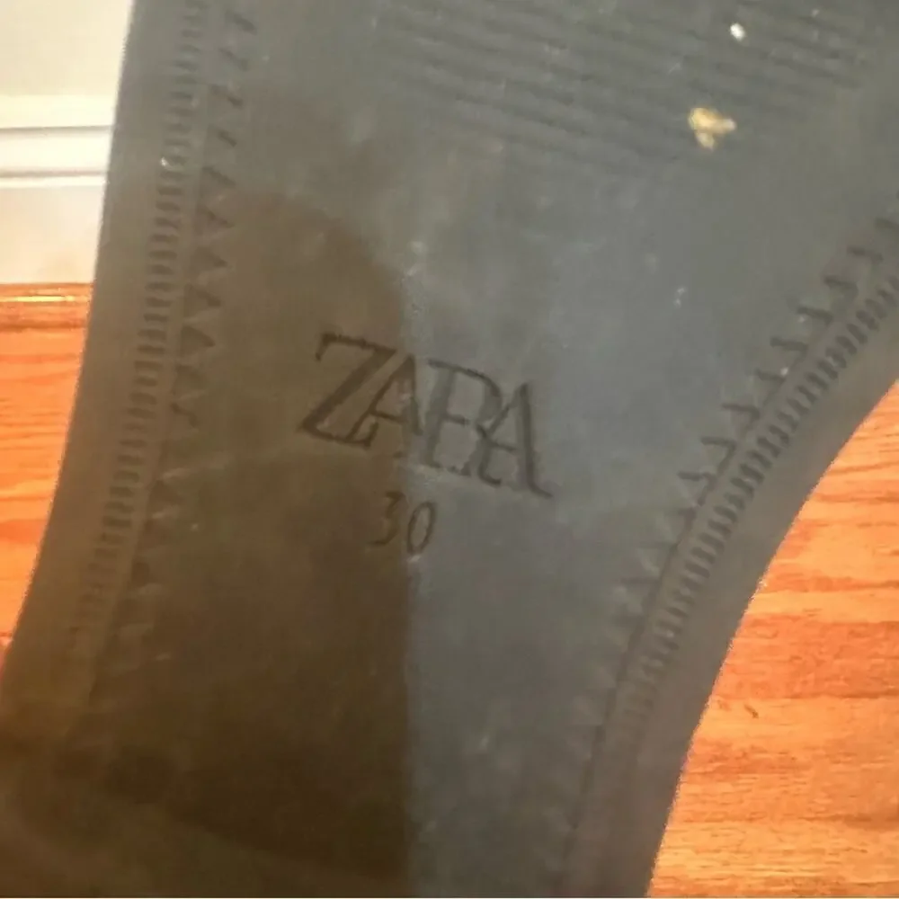 Zara Black Boots sz 30 (6) Zara Booties size 6 toddler Chain Moto Biker Boots